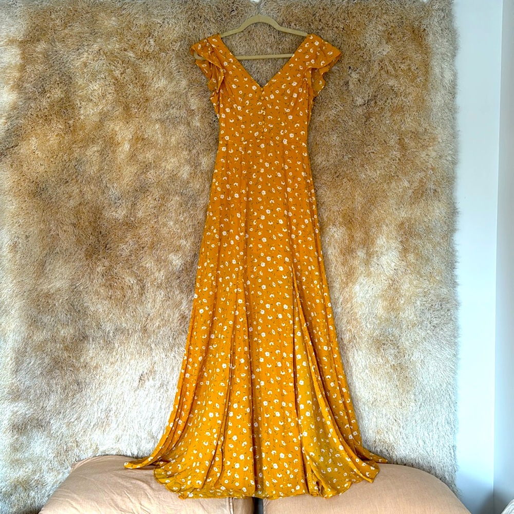 Floral summer yellow maxi dress